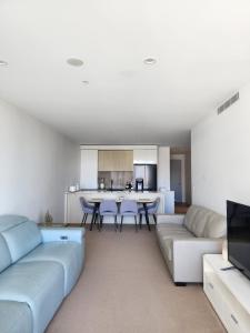 Koko Ocean Breeze Broadbeach