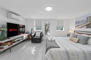 Entire Place, 7 Min to Manhattan, Firepit, Private