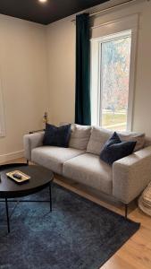 The Iron Bridge on Victoria Park - 1 Bed 1 Bath