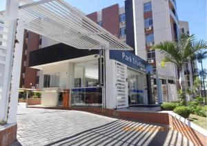 Ap agradável próximo aeroporto metrô no PARK SUL