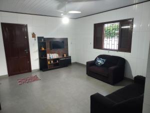 3 quartos 3 camas de casal, piscina, 450 do mar venha com sua família desfrutar