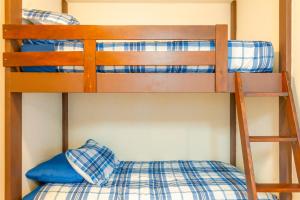 Sun Ray #3A - Pet Friendly, 3min Walk to Beach