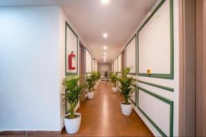Hotel Moon Residency Near International Airport Delhi