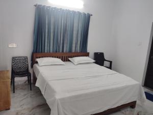 Marayoor Aarosica homestay
