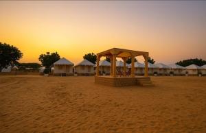 Desert Luxury Campus & Resort with swimming pool