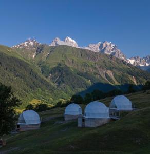 Glamp Peaks Mestia