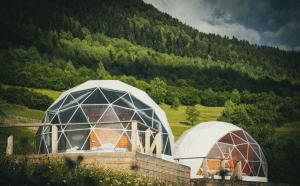 Glamp Peaks Mestia