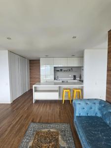 Loft Energy Living 2002