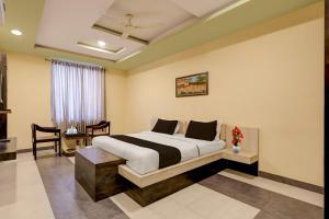 Super Townhouse Reti Bus Terminal Udaipur Formerly Greenland