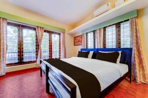 Super Hotel�O CSIR Pappanamcode Formerly Ambadi Guest House