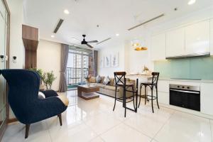 Cozy Landmark Suite - Vinhomes Central Park