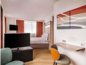 Novotel Lyon Centre-Confluence Bord de Saone