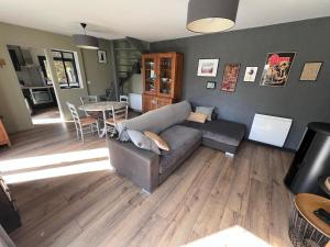 Le Petit Poisson Rouge, parking privé, et jardin