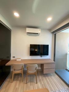 Skypark Celeste Studio 3 min to beach & Golf court view