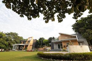 Marwah Farms - Yoga Retreat Villa