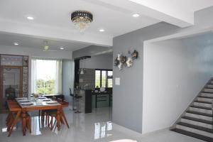 Devyani Villa | Luxury 4 BHK Villa with Pool