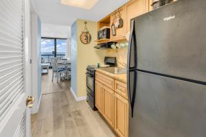 Compass Cove 268