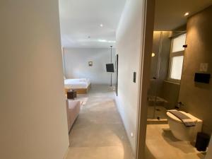 Athens Suite 108