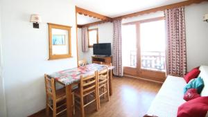 Résidence Parc Aux Etoiles - C212PAE - APPARTEMENT 2 CHAMBRES AVEC BALCON MAE-9024