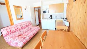 Résidence Parc Aux Etoiles - C302PAE - APPARTEMENT 2 CHAMBRES AVEC BALCON MAE-8834