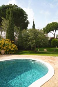 Private Vilamoura Villa with Pool and Large garden