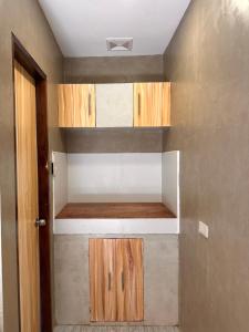 Hillside Station - AC Room - 06B