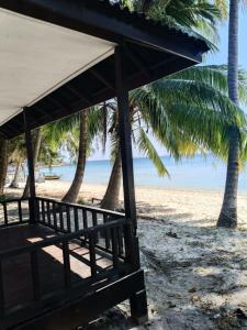 Maya Seaview Chalet, Coral Bay Perhentian Island
