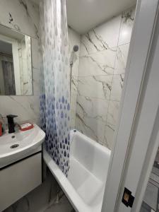 проспект Центральный и Мариупольская