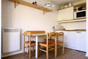 Résidence Necou - Studio de 20m² pour 3 personnes balcon MAE-2564