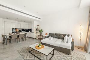 FIRST CLASS 1BR Luxe Escape Near Downtown