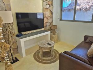 Bikini Villa #1 - 2 Bedrooms Beach access Villa
