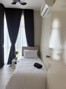 Kamelia Homestay at 19 Residence