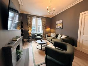 Beautifully Renovated Period Cottage in Moffat - Pass the Keys