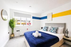 Sleeps 6, Hendon with Parking and Fast WiFi