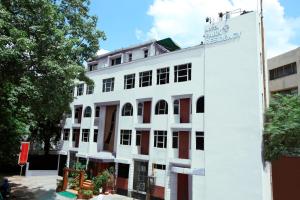 Hotel Park Residency