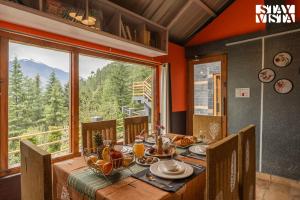 StayVista at Nivara with Bonfire, Mountain View