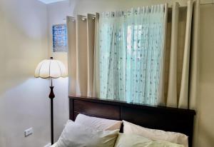 J&J Antipolo Place 2BR with Netflix & Karaoke