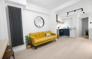 Liverpool 3Bed 2Bath House - Sleeps 6 - Patio & Free Parking