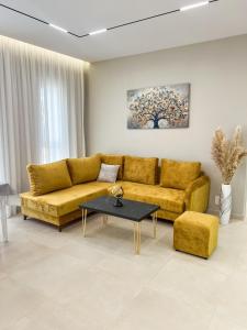 Sunrise Tirana Apartment Gold