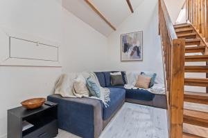 #65 The Den Farm Stay Nr Cannock Chase - Sleeps 5 - Perfect for Contractors and Families - Free Parking