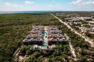Modern 1BR at Xalet Luxury Condos with Cenote & Pool