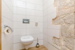 Apartment and Rooms Desideria
