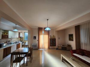 Jozi Kaiser Apartment 2