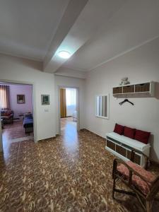 Jozi Kaiser Apartment 1