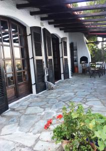 Villa Nikis Skiathos near beach and with sea view