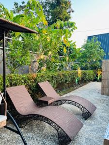 D lux garden resort