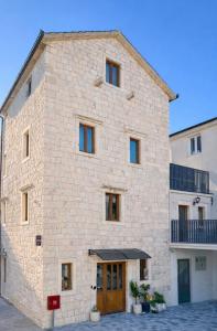 Boutique Rooms Malo More - Old Town and Parking