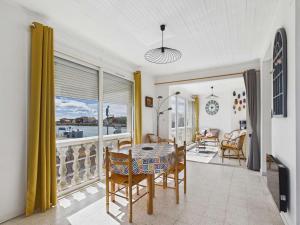 Appartement lumineux avec terrasse, proche plage et commerces - FR-1-423-332
