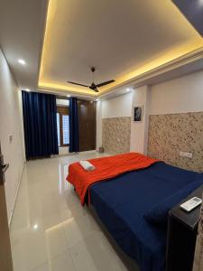 Comfy N Independent I 3BHK near ISBT