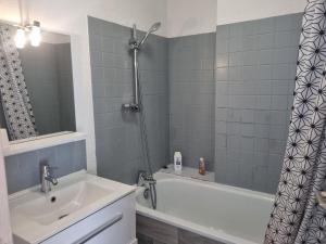 Duplex F3 hypercentre Cherbourg près du port